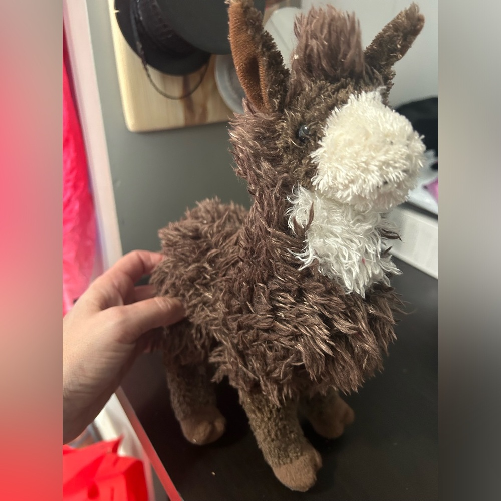 Llama Plushie.